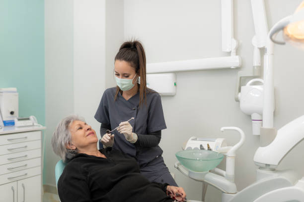 Best Tooth Infection Emergency Dentist  in Humboldt, KS